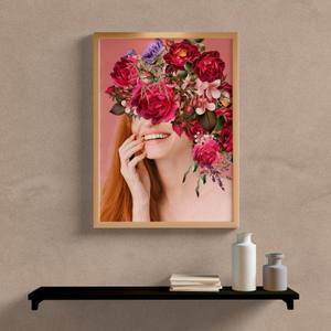 Quadro Mulher com Flores