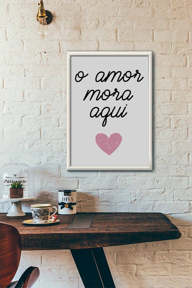Quadro Decorativo O amor mora aqui - vista aproximada da impressão